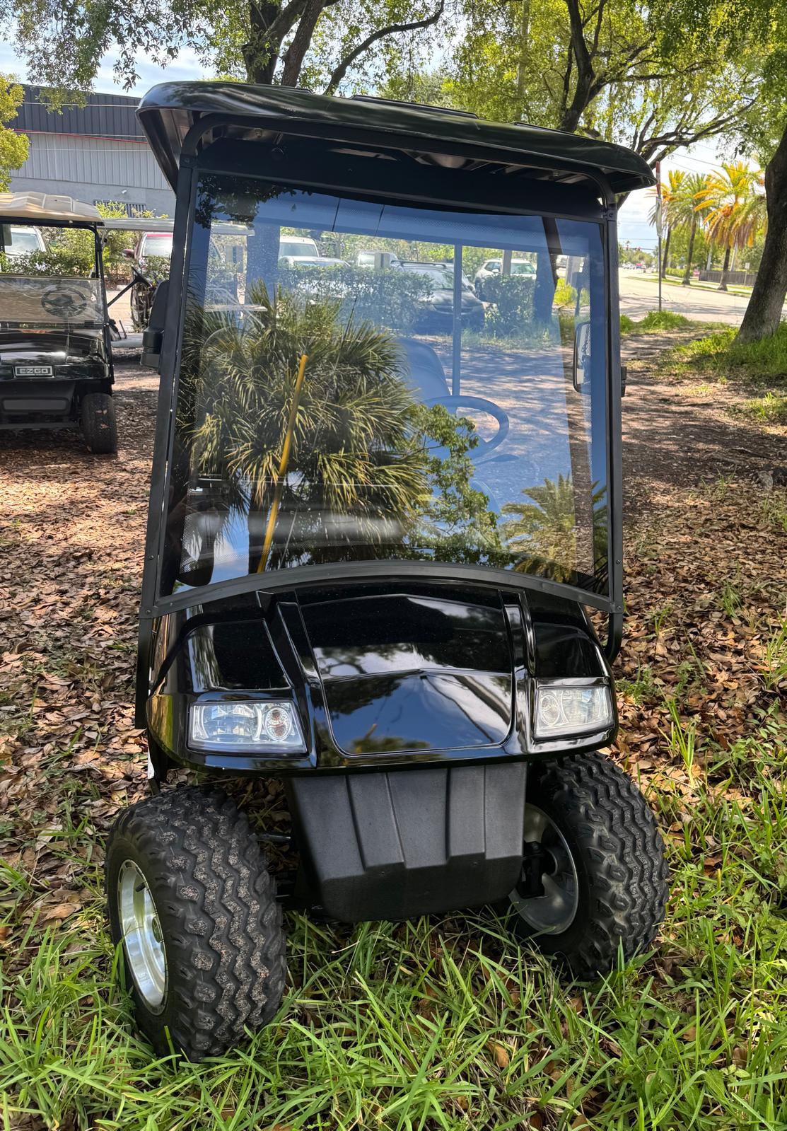 Exclusive Phoenix Electric Golf Car Rental | 4-Passenger Street-Legal Model - Image 3